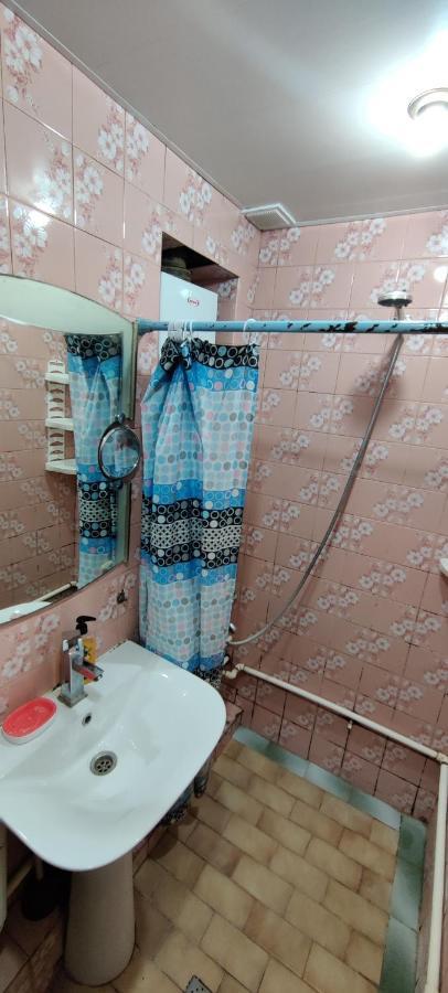 Budget One Room Apartment Baku Exterior photo